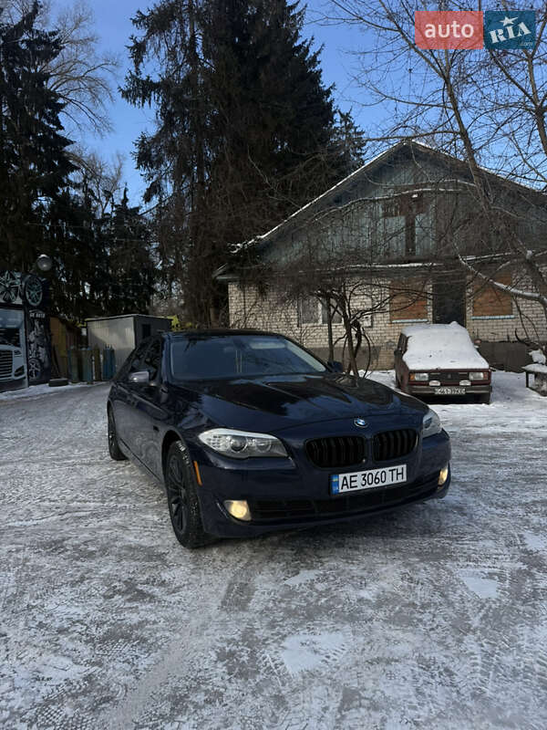 BMW 5 Series 2011 BMW 5 Series 2011
