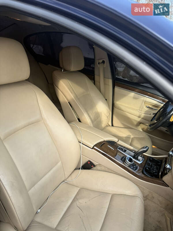 Седан BMW 5 Series 2011 в Киеве фото 10 Седан BMW 5 Series 2011 в Киеве