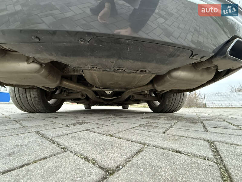 Седан BMW 5 Series 2012 в Шепетовке