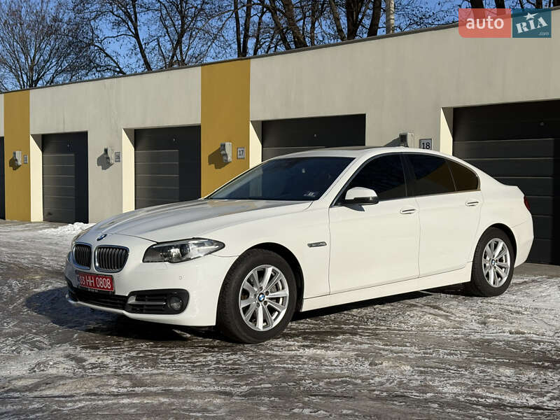 Седан BMW 5 Series 2015 в Луцке