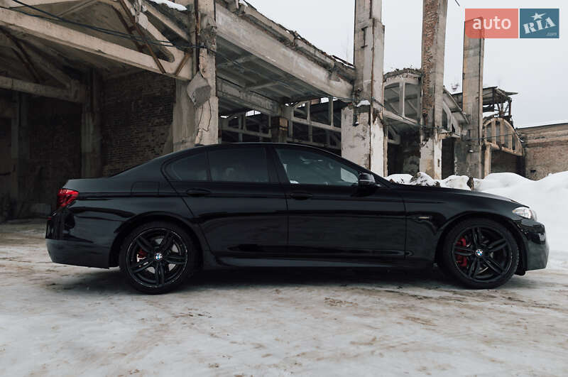 Седан BMW 5 Series 2013 в Львове
