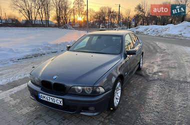 Седан BMW 5 Series 2002 в Житомире