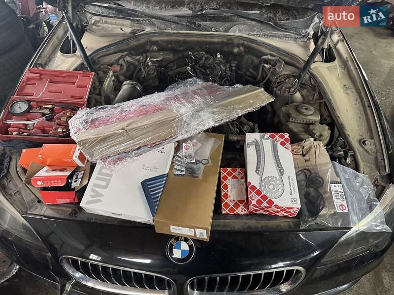 Седан BMW 5 Series 2013 в Львове