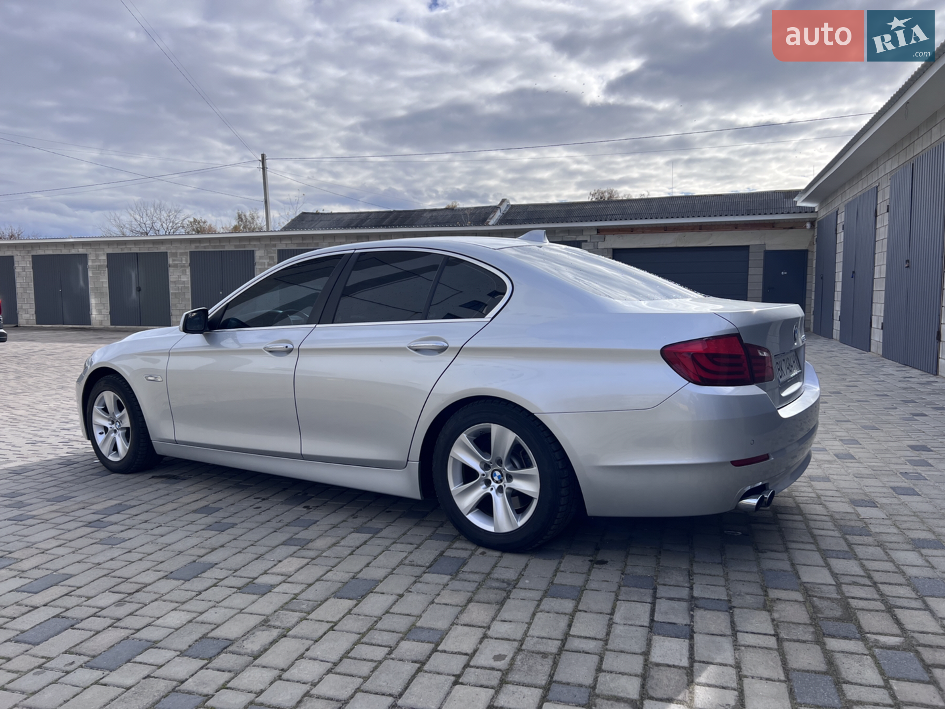 2011 BMW 5er - мініатюра 2