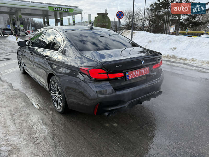 Седан BMW 5 Series 2019 в Львове