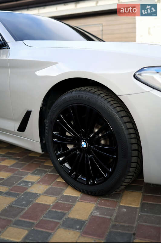Седан BMW 5 Series 2019 в Днепре