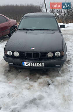 Седан BMW 5 Series 1991 в Сторожинці