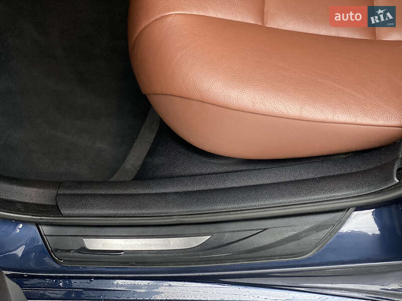 Седан BMW 5 Series 2011 в Стрые