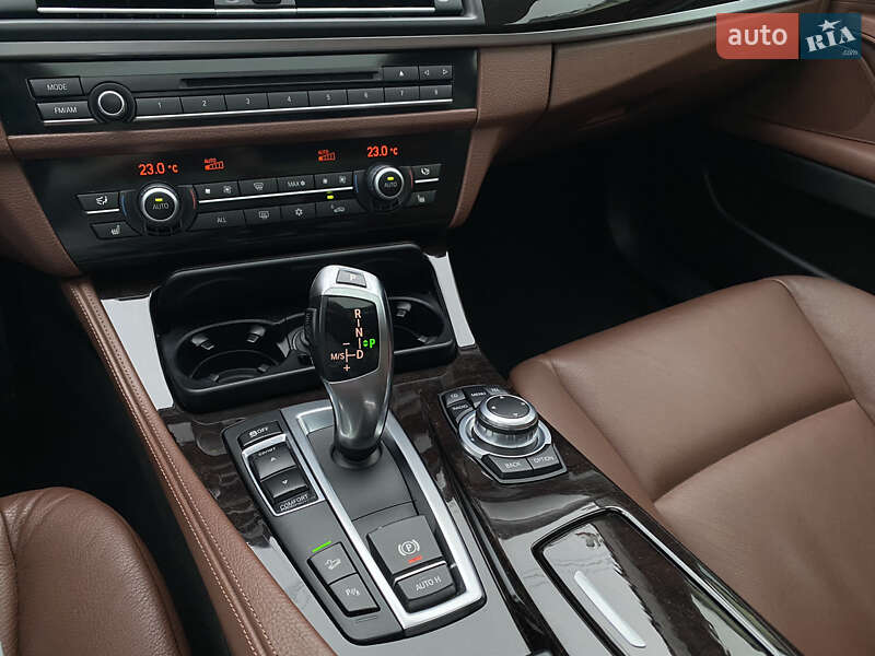 Седан BMW 5 Series 2011 в Стрые