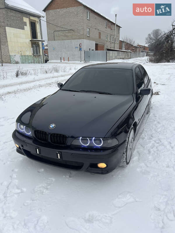 Седан BMW 5 Series 2000 в Виннице