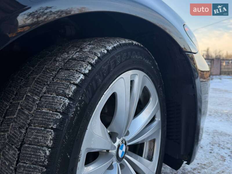 Седан BMW 5 Series 2012 в Кропивницком