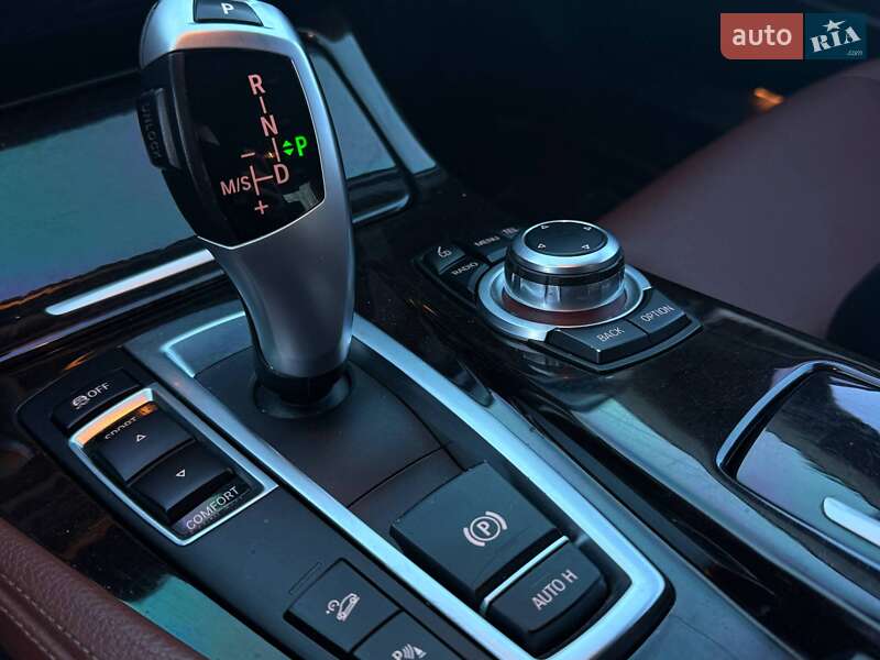 Седан BMW 5 Series 2012 в Кропивницком