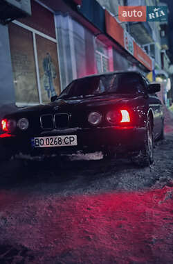 Седан BMW 5 Series 1991 в Тернополі