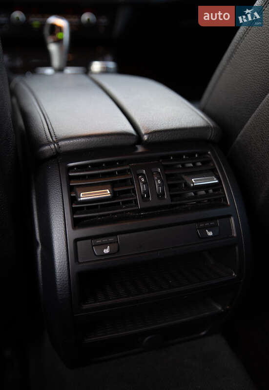 Седан BMW 5 Series 2015 в Ивано-Франковске
