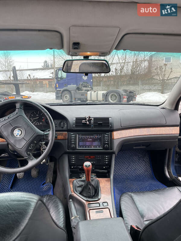 Седан BMW 5 Series 1998 в Львове