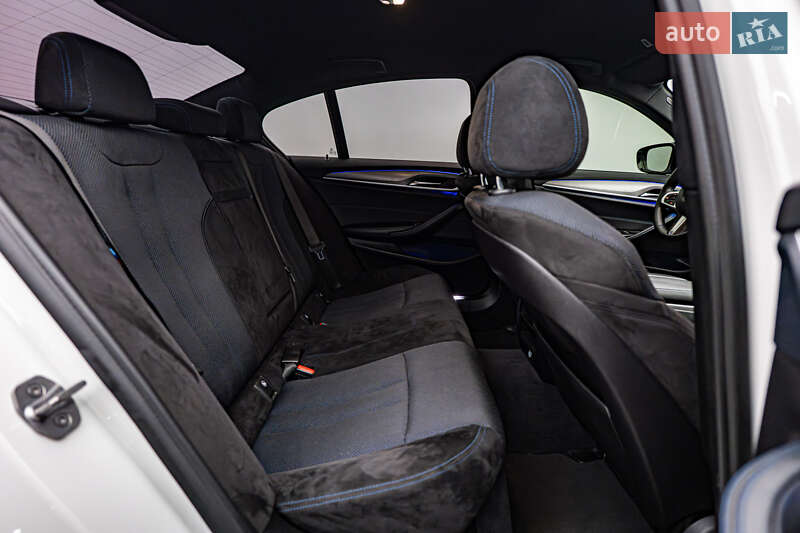 Седан BMW 5 Series 2017 в Киеве фото 20 Седан BMW 5 Series 2017 в Киеве