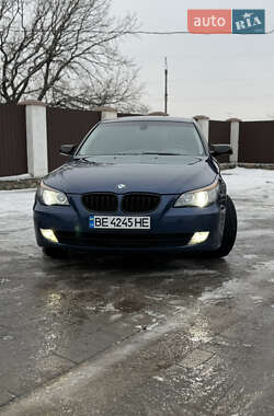 Седан BMW 5 Series 2003 в Вознесенске