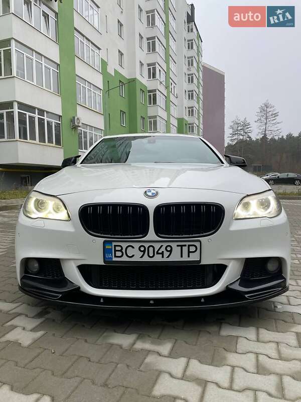 Седан BMW 5 Series 2011 в Львове