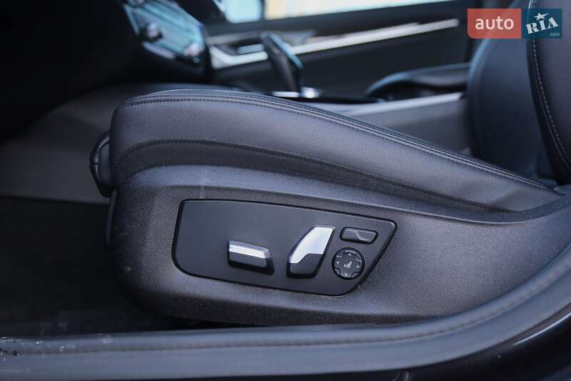 Седан BMW 5 Series 2018 в Киеве