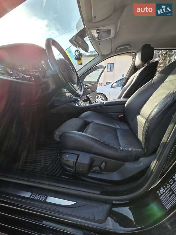 Седан BMW 5 Series 2012 в Киеве