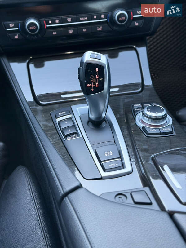 Седан BMW 5 Series 2012 в Киеве