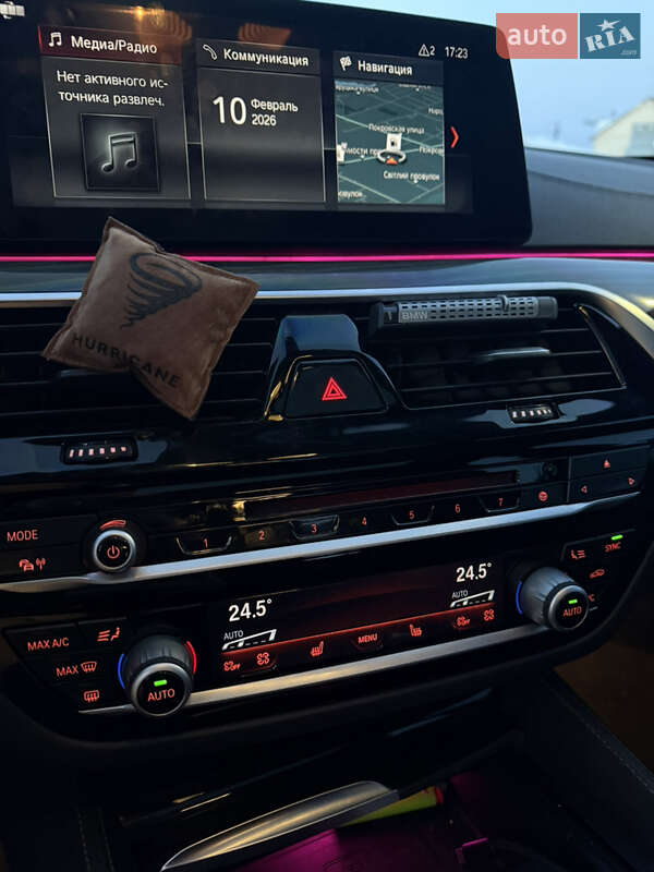 Седан BMW 5 Series 2017 в Житомире