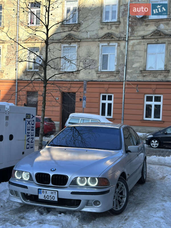 Седан BMW 5 Series 1999 в Львове