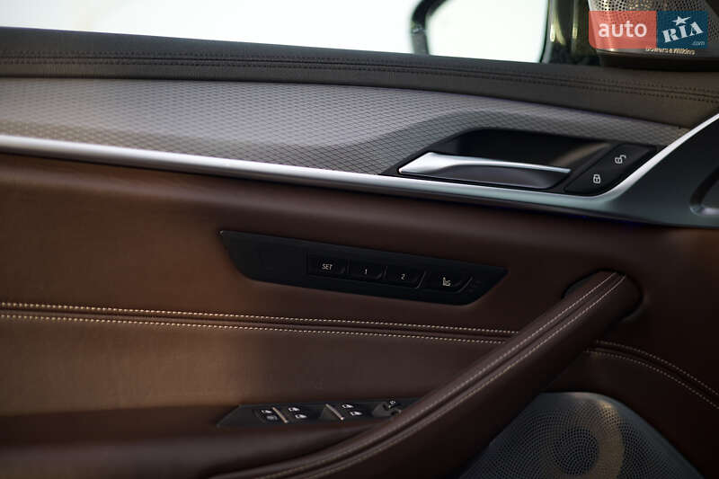 Седан BMW 5 Series 2017 в Одессе фото 35 Седан BMW 5 Series 2017 в Одессе