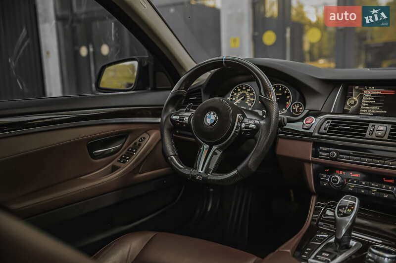 Седан BMW 5 Series 2014 в Полтаве