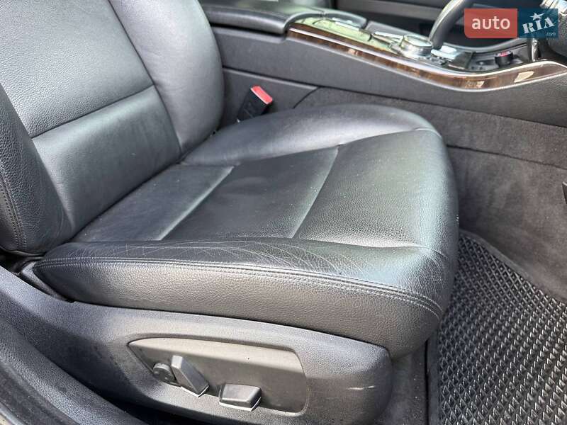 Седан BMW 5 Series 2013 в Днепре