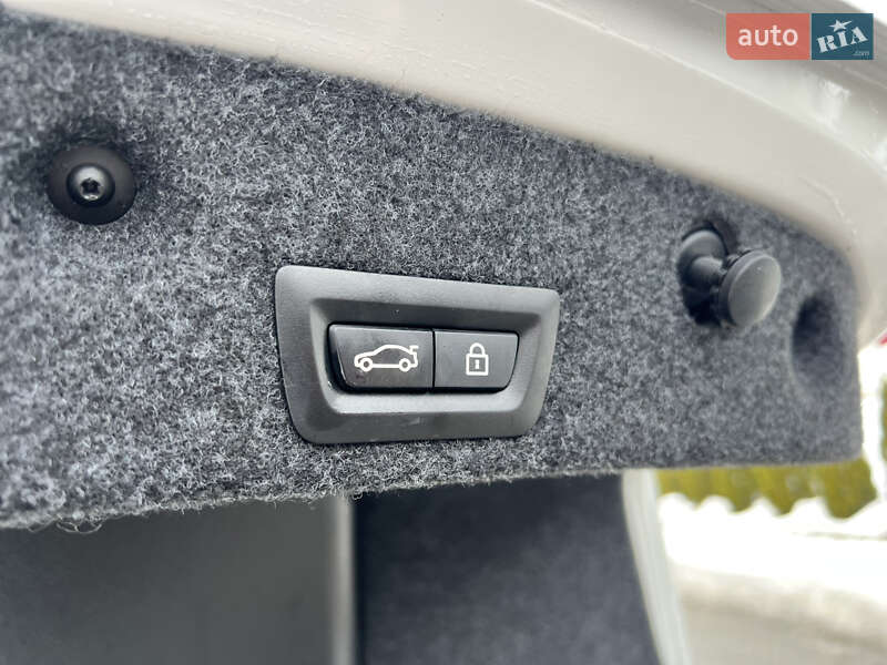 Седан BMW 5 Series 2015 в Ровно