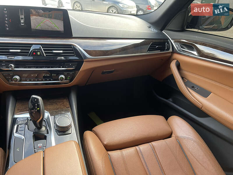 Седан BMW 5 Series 2017 в Харькове