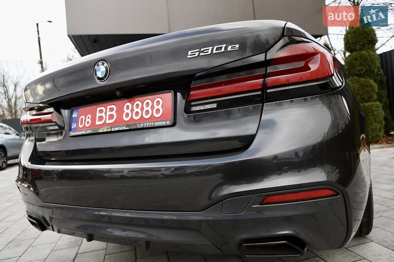 Седан BMW 5 Series 2020 в Дрогобыче