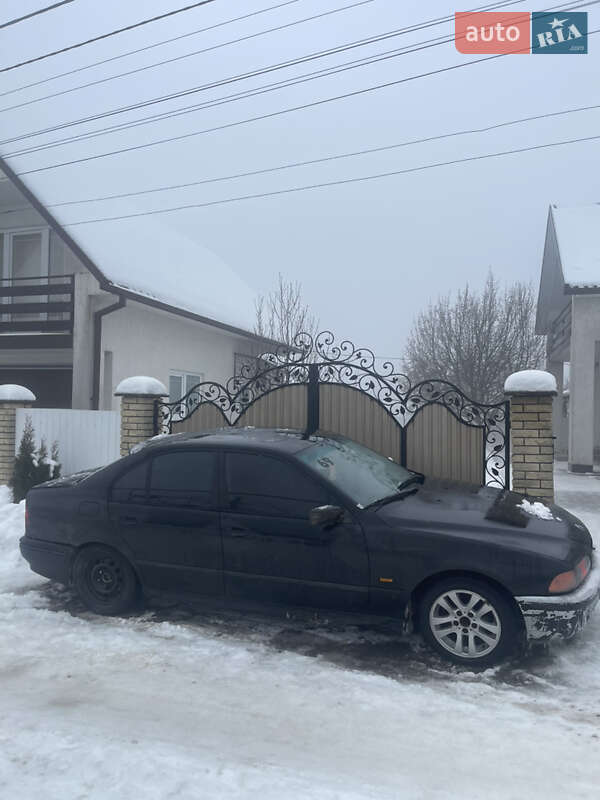 BMW 5 Series 1999