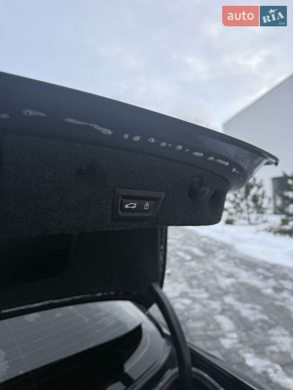 Седан BMW 5 Series 2012 в Луцке