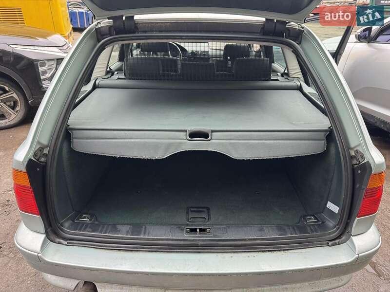 Универсал BMW 5 Series 2002 в Одессе