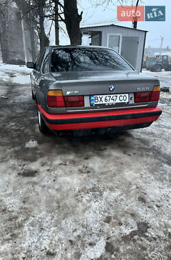 Седан BMW 5 Series 1993 в Хмельницком