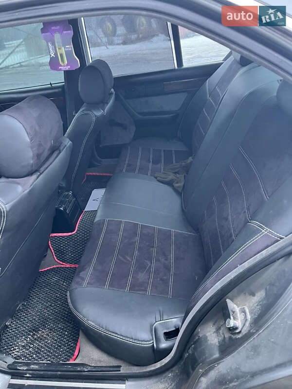 Седан BMW 5 Series 1993 в Хмельницком