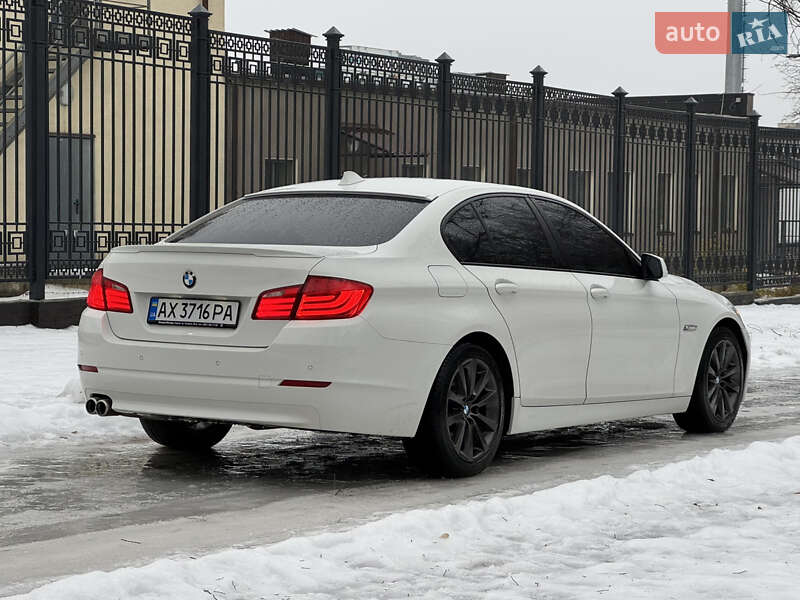 Седан BMW 5 Series 2010 в Харькове