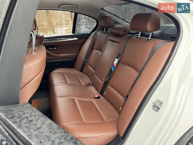 Седан BMW 5 Series 2010 в Харькове