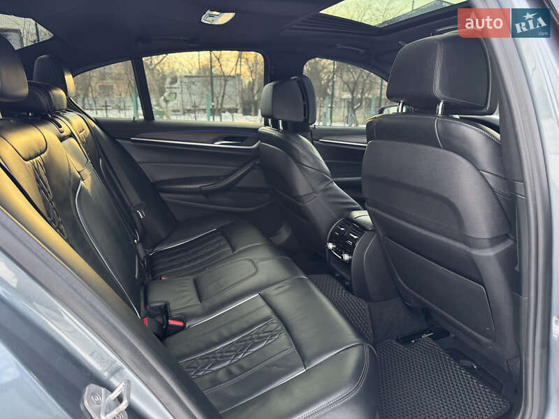 Седан BMW 5 Series 2017 в Ивано-Франковске фото 59 Седан BMW 5 Series 2017 в Ивано-Франковске