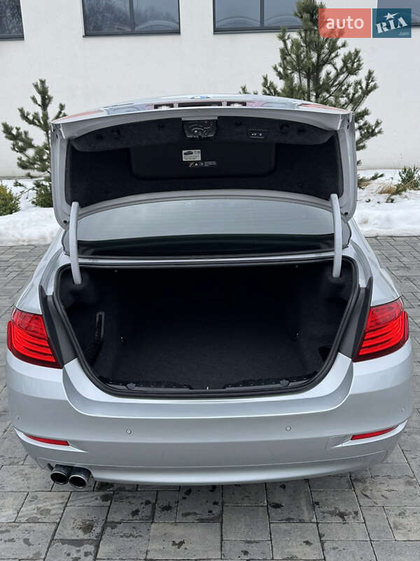 Седан BMW 5 Series 2016 в Луцке