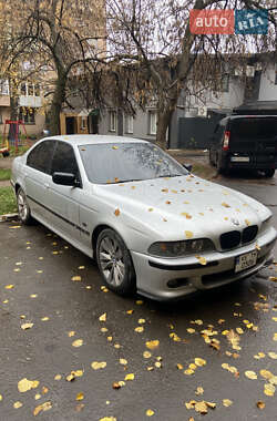 Седан BMW 5 Series 2002 в Рівному