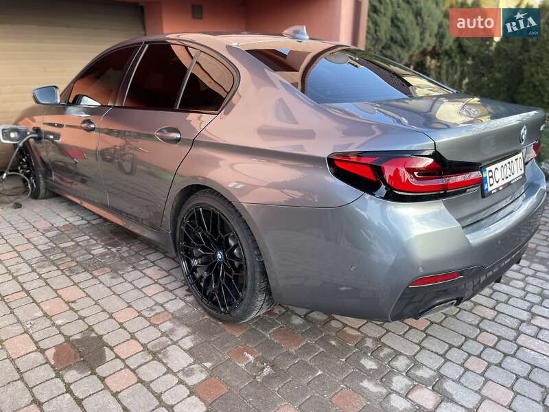 Седан BMW 5 Series 2021 в Львове фото 9 Седан BMW 5 Series 2021 в Львове