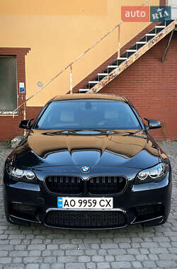 Седан BMW 5 Series 2012 в Ужгороді