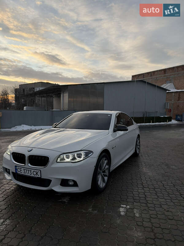 Седан BMW 5 Series 2015 в Черновцах