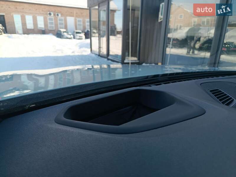 Седан BMW 5 Series 2017 в Луцке фото 30 Седан BMW 5 Series 2017 в Луцке