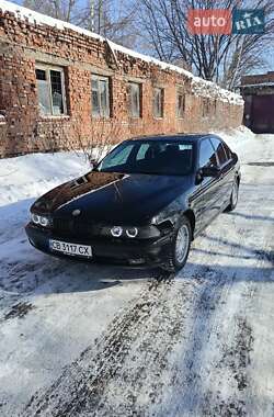Седан BMW 5 Series 2000 в Чернигове
