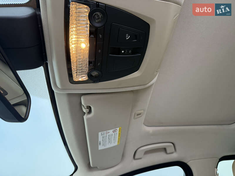 Седан BMW 5 Series 2012 в Житомире