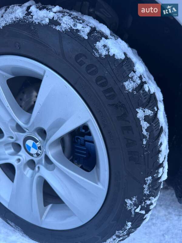 Седан BMW 5 Series 2012 в Василькове